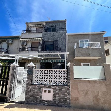 Prachtig Gemoderniseerde Woning Op 250 Meter Van Het Strand サンタ・ポラ エクステリア 写真