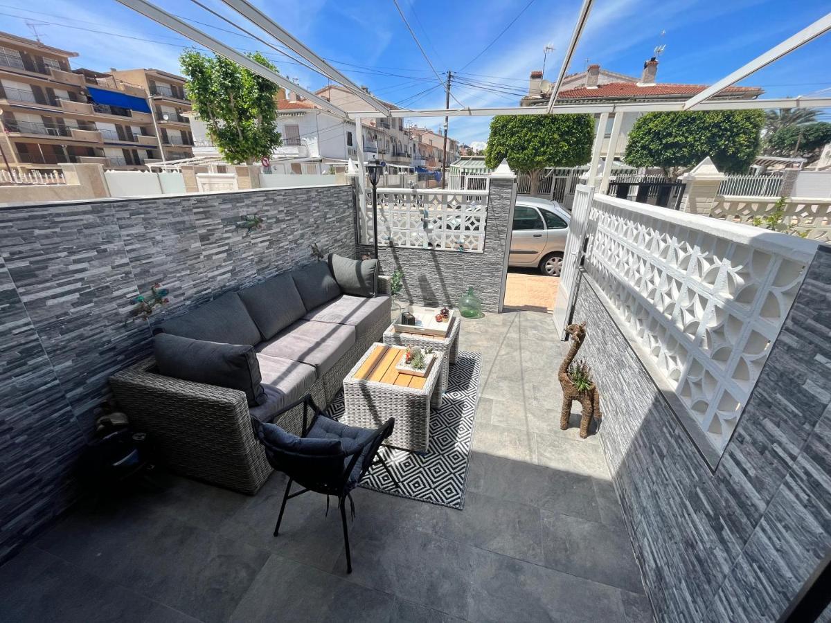 Prachtig Gemoderniseerde Woning Op 250 Meter Van Het Strand サンタ・ポラ エクステリア 写真